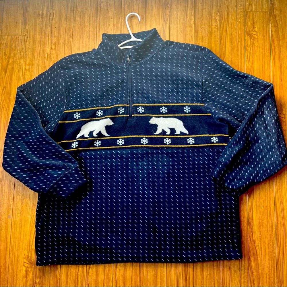 Mountain ridge polar bear sweater (size xxl)